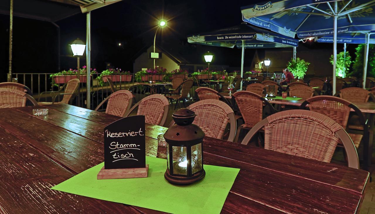 Restaurant Gruener Baum Ξενοδοχείο Leidersbach Εξωτερικό φωτογραφία